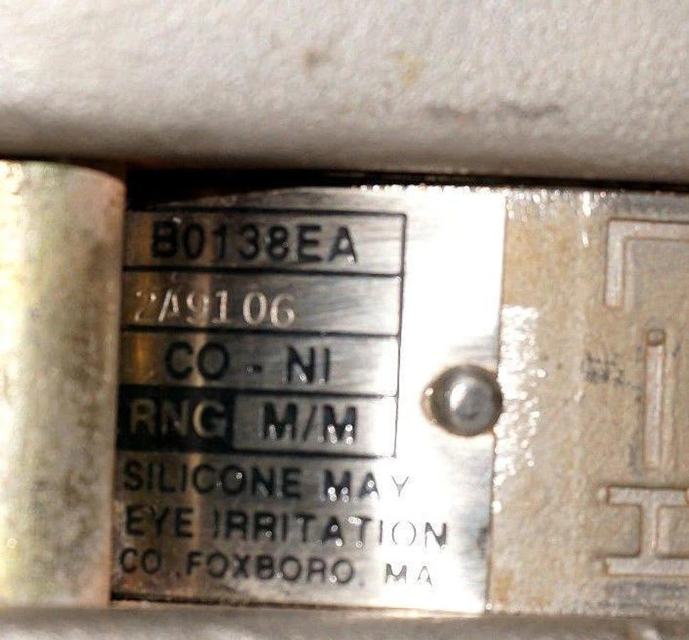 Used FOXBORO 823DP-D3S1NM2 PRESSURE TRANSMITTER REF. NO. 90F50817-8A1 ORIGIN. 2A9106