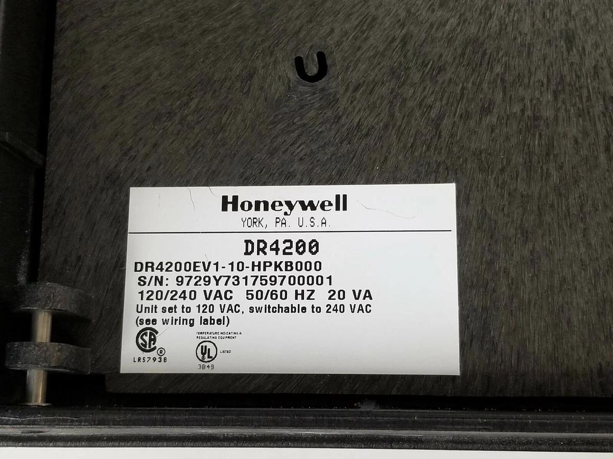Used HONEYWELL DR4200EV1-10-HPKB000 CHART RECORDER HOUSING DR4200 120/240VAC 20VA