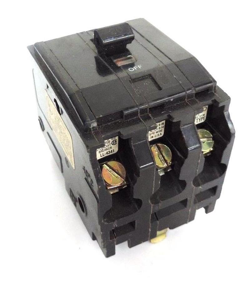 Used SQUARE D TYPE Q0 CIRCUIT BREAKER HACR TYPE HACR20, 3-POLE