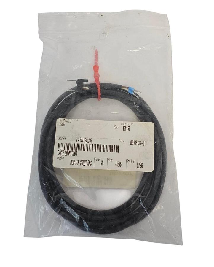 Used NEW ALLEN BRADLEY 440F-A1302 SER. A CONNECTOR CABLE 2M CABLE LENGTH