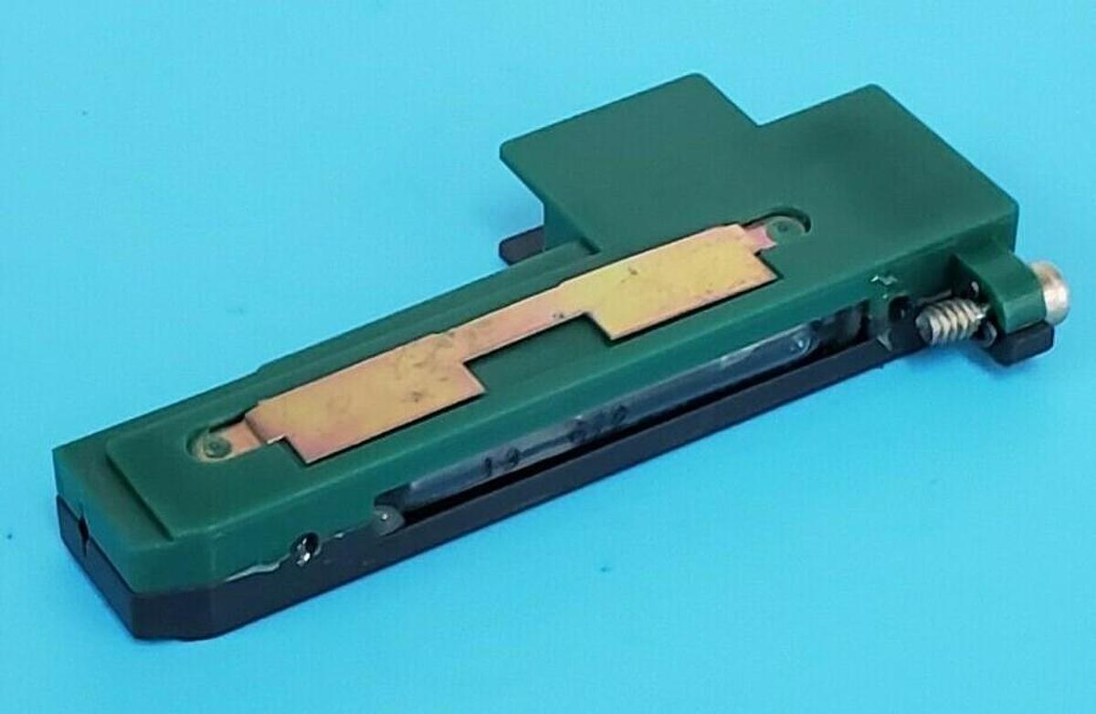 Used EATON CUTLER-HAMMER D40RPG REED RELAY POLES N.O. (IN BOX)
