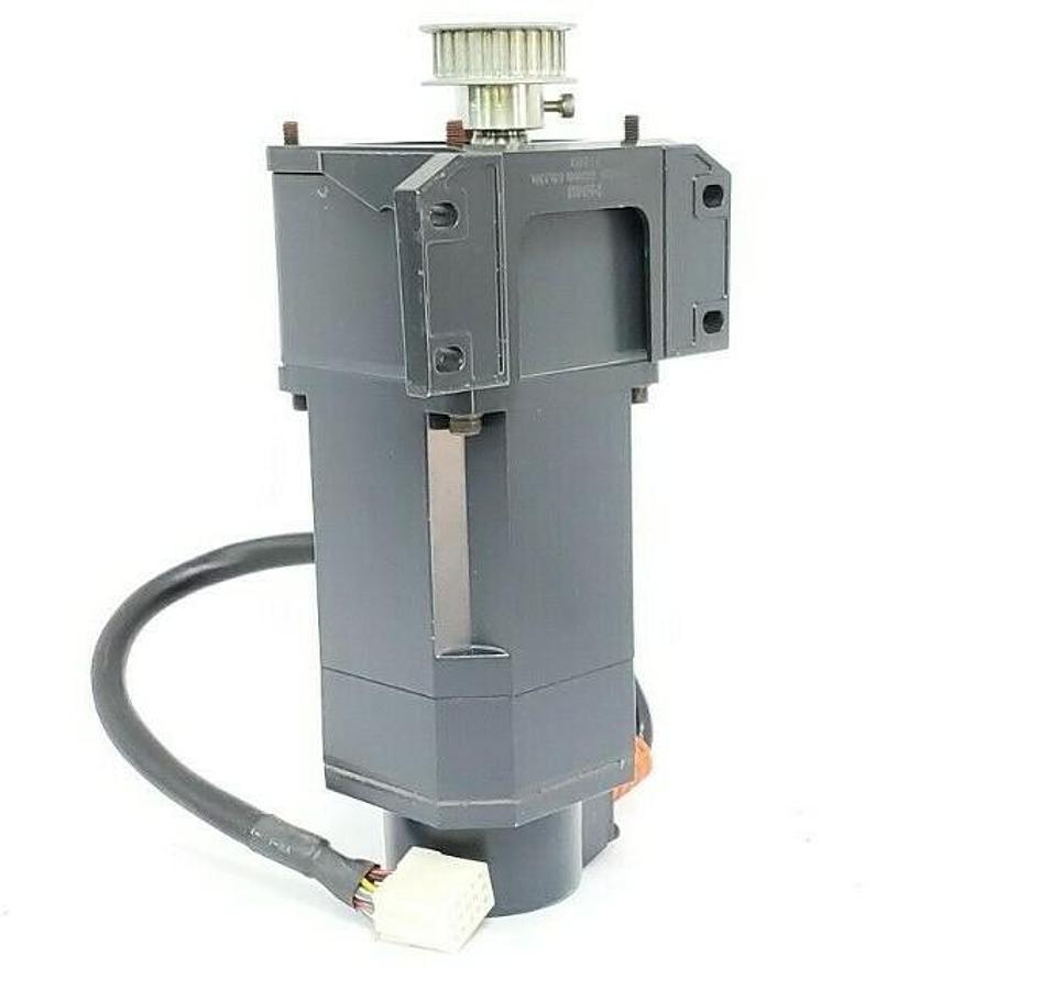 Used NEW ORIENTAL MOTOR KBLM460GD-CM VEXTA AC SERVO MOTOR 3000RPM W/ 4GD5K GEARHEAD