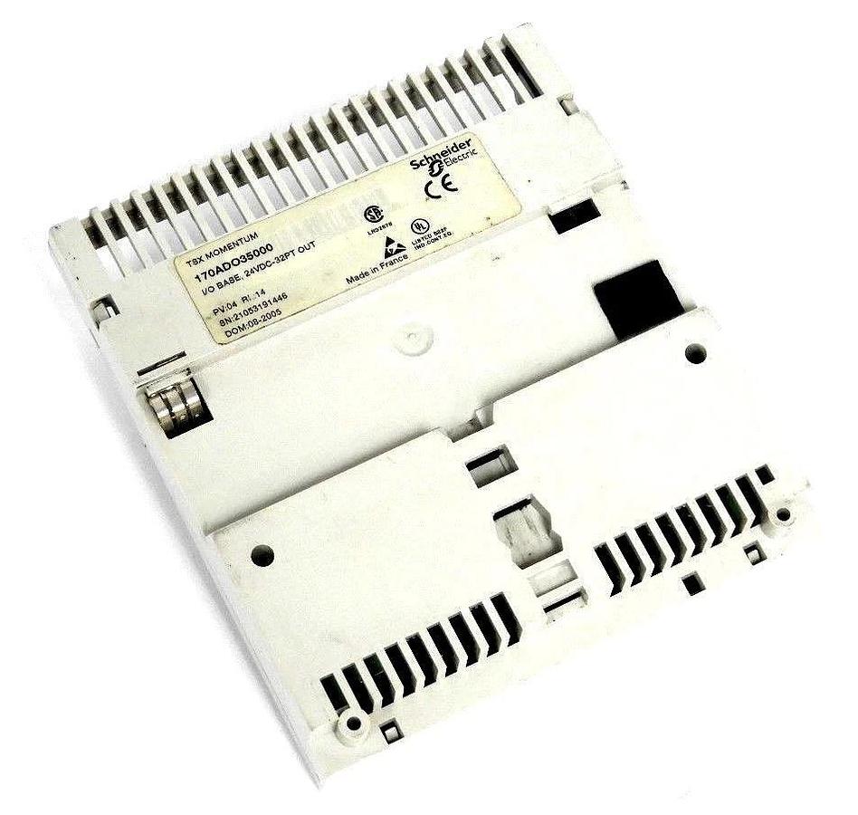 Used SCHNEIDER ELECTRIC 170ADO35000 I/O BASE 24VDC-32PT OUT, PV: 04 RI: 14