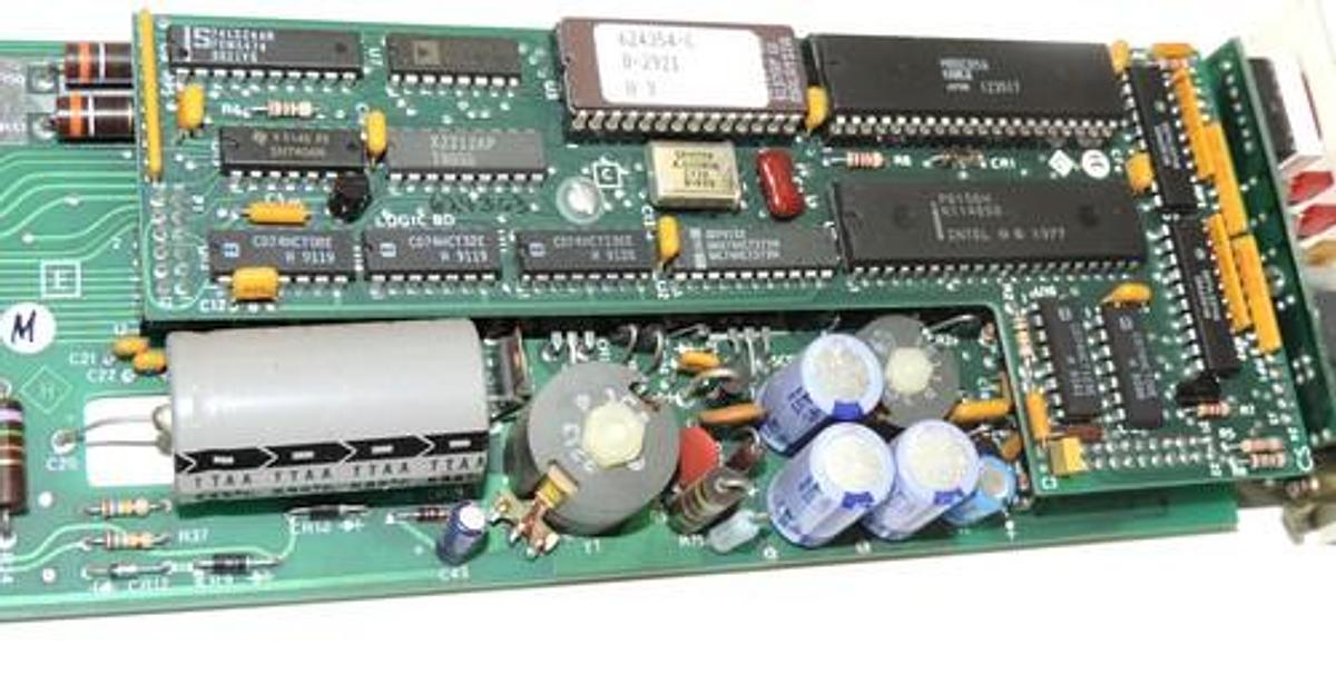 Used DETEKTOR I COMBUSTIBLE GAS DETECTION SYSTEM PANEL ROSEMOUNT ANALYTICAL 624303