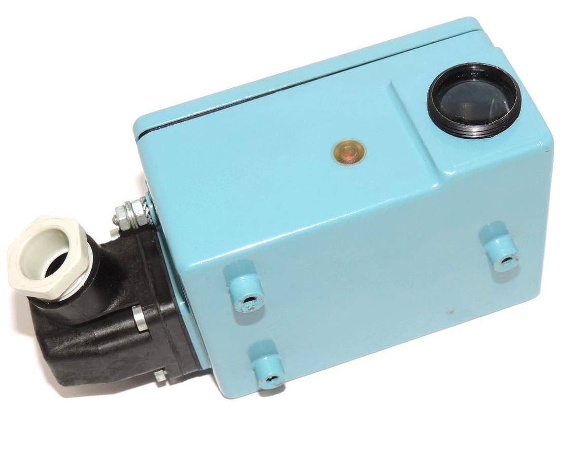 Used JAY ELECTRONIQUE REF. RGP 019 SENSOR V: 110-220 VOLTS, P: 8 METERS, RGP019