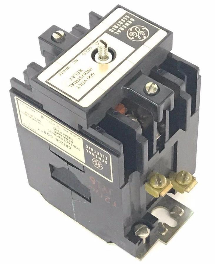 NEW GE GENERAL ELECTRIC CR120B00022 INDUSTRIAL RELAY SER. A, 120/110V COIL