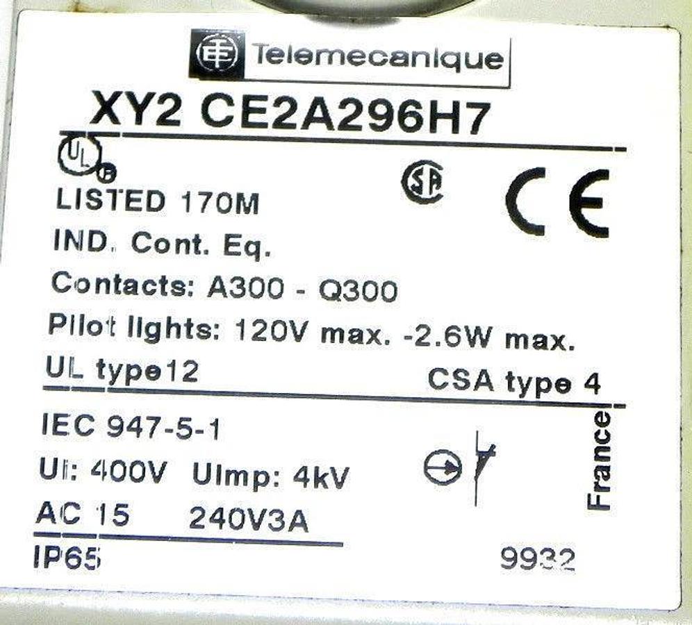 Used TELEMECANIQUE XY2 CE2A296H7 CABLE PULL SWITCH 300VAC 10A