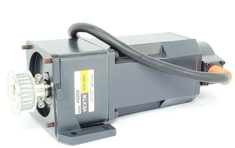 Used NEW ORIENTAL MOTOR KBLM460GD-CM VEXTA AC SERVO MOTOR 3000RPM W/ 4GD5K GEARHEAD