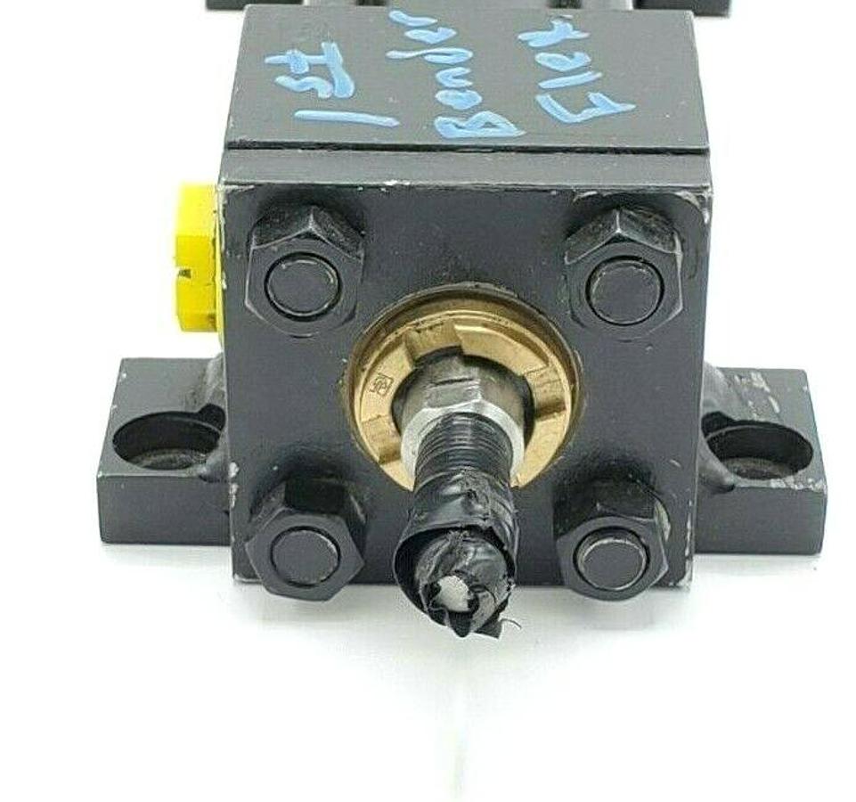 Used PARKER 01.50 C2HLTS14A 4.000 SERIES 2H PNEUMATIC CYLINDER 3000PSI 1.5" X 4"