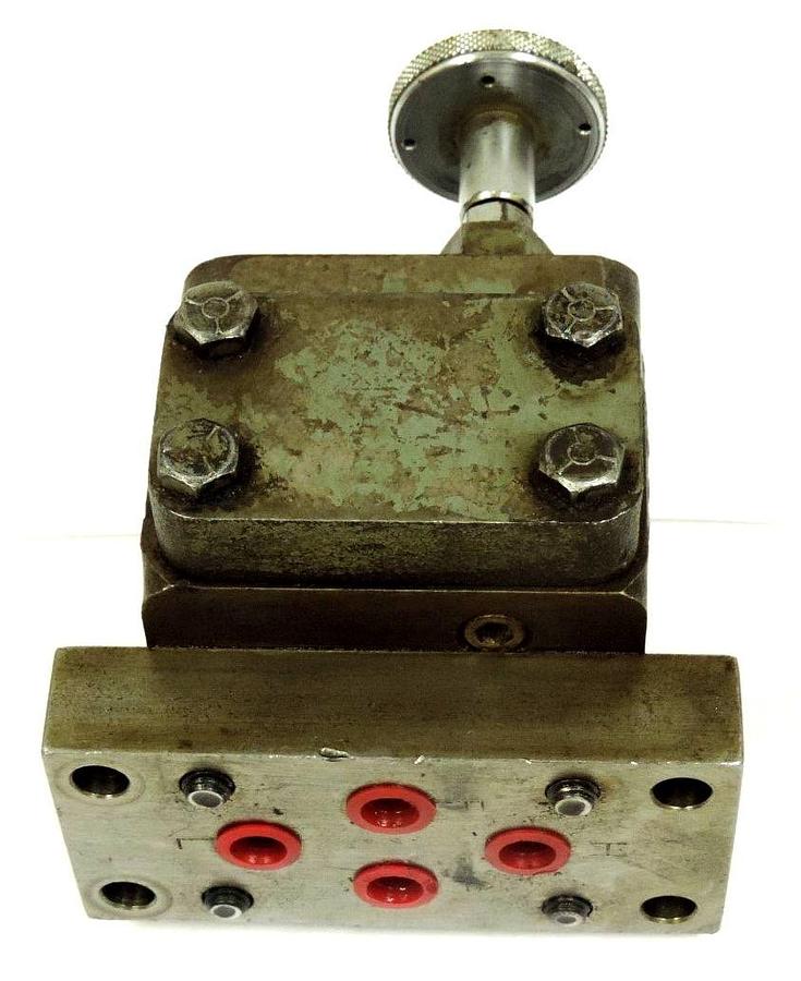 Used DOUBLE A PRODUCTS QWA3-165-2M-13 PRESSURE RELIEF VALVE QWA31652M13, 2000 PSI