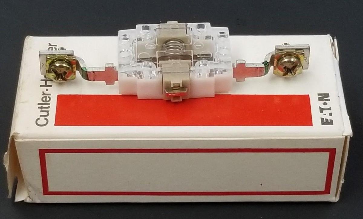 BOX OF 10 NEW CUTLER HAMMER D26MPR TYPE M RELAYS POLE REAR POLE N.O. CONV SER A3