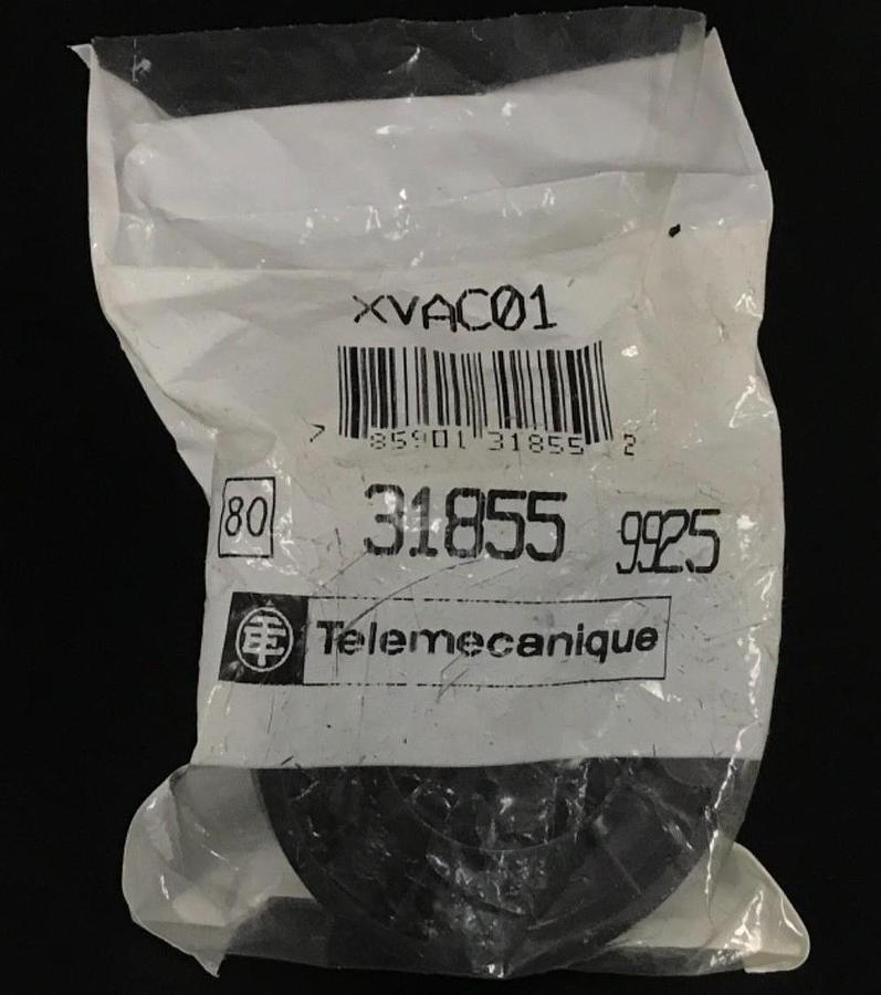Used NEW TELEMECANIQUE XVAC01 MOUNTING BASE 31855