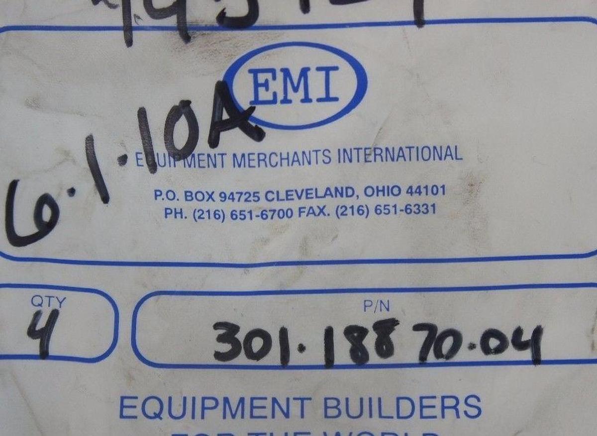 Used LOT OF 4 NEW EQUIPMENT MERCHANTS INTERNATIONAL 301-18870-04 FITTINGS 3011887004