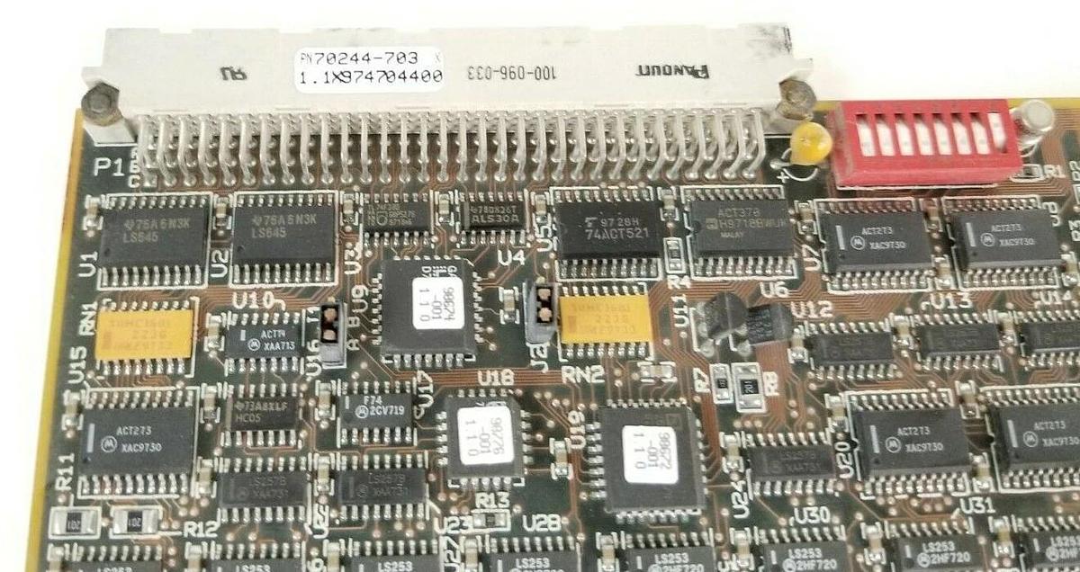 Used XYCOM 10332-00800 DIGITAL I/O BOARD 110551 70244-703 1033200800 70244703