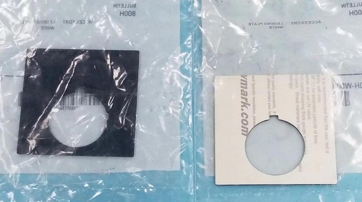 Used LOT OF 2 ALLEN BRADLEY 800H-W500A LEGEND PLATE WHITE SER. D, 800HW500A