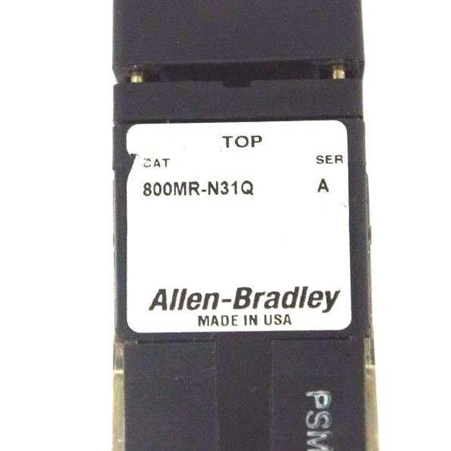 Used ALLEN BRADLEY 800MR-N31Q OPERATOR FOR SELECTOR SWITCH SER. A W/ 800M-XA CONTACT