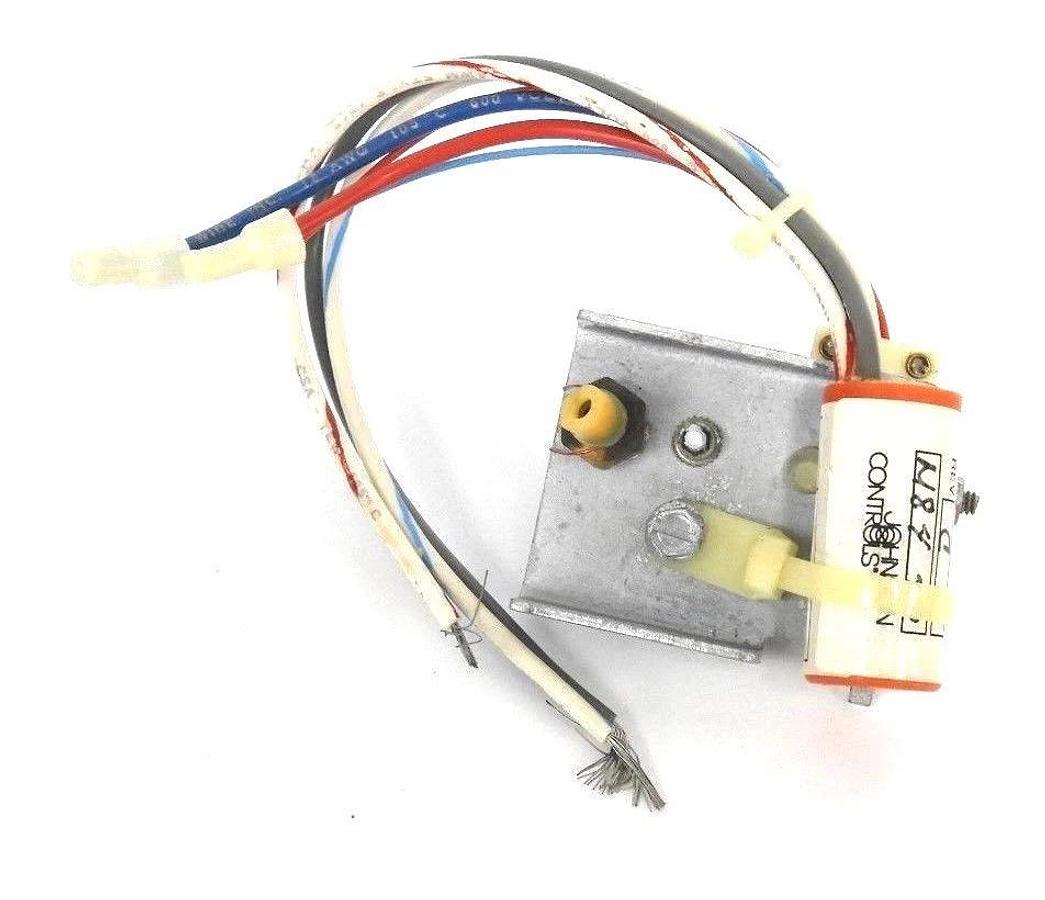 Used NIB JOHNSON CONTROLS P/N: H27-5024-26 CODE: PC-6500-1 CYBERTRONIC E-P TRANSDUCER