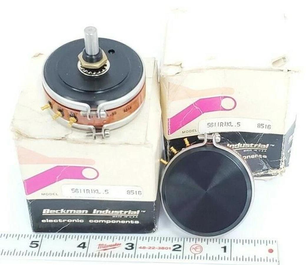 LOT OF 2 NIB BECKMAN 5611 R1K L.5 SINGLE-TURN POTENTIOMETERS 1000 OHM 5611R1KL.5