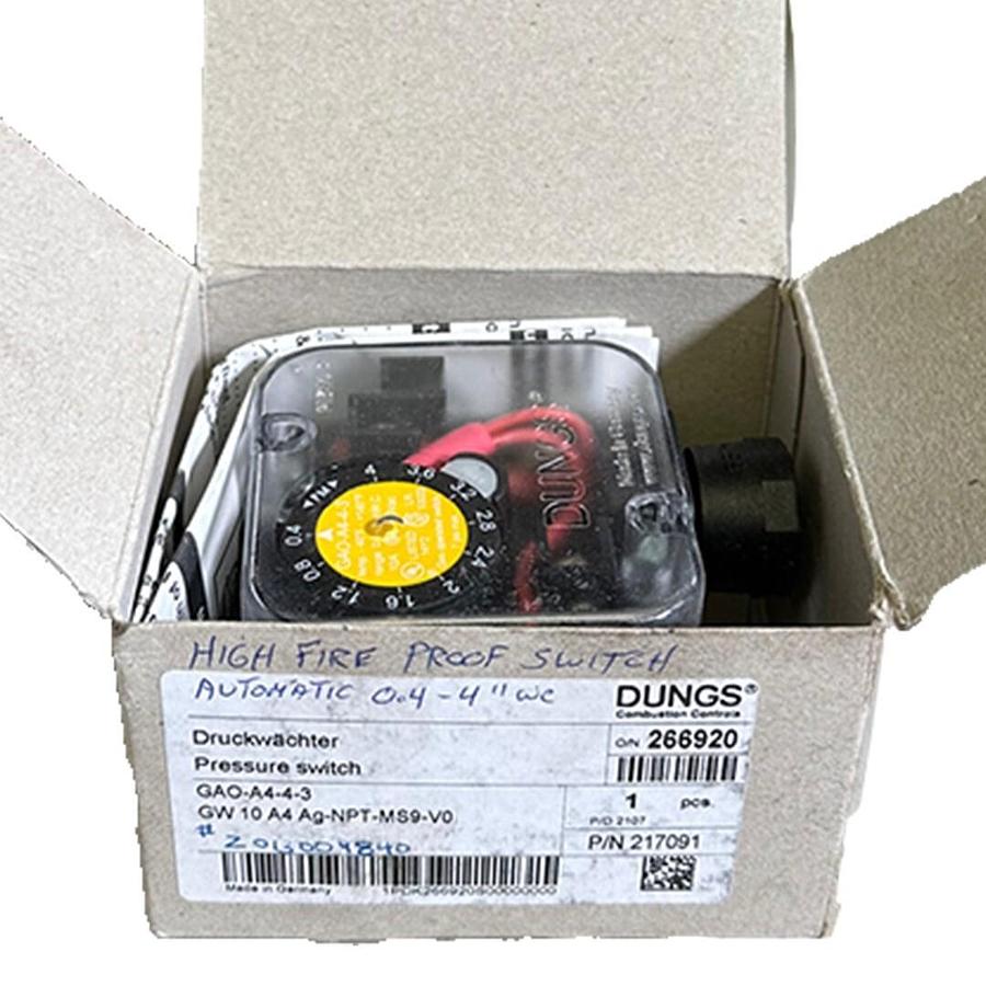 Used NEW DUNGS GAO-A4-4-3 / GAOA443 PRESSURE SWITCH GW 10 A4 Ag-NPT-MS9-V0 217091