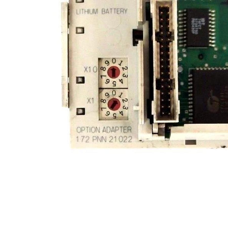 Used SCHNEIDER MODICON 172PNN21022 OPTION ADAPTER, MB+, CLOCK, BATTERY RL: 80, PV: 03