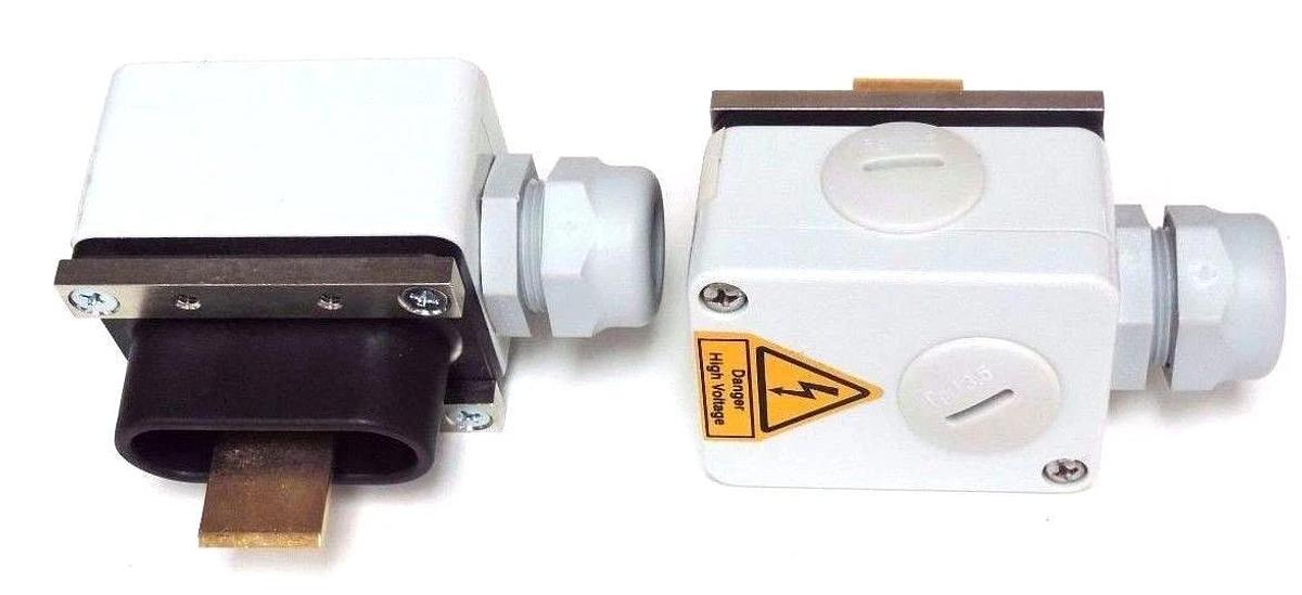 LOT OF 2 NEW BALZERS TYP. TS 010 ME NO. B 4711 990 KB, TS010ME, VACUUM SWITCHES