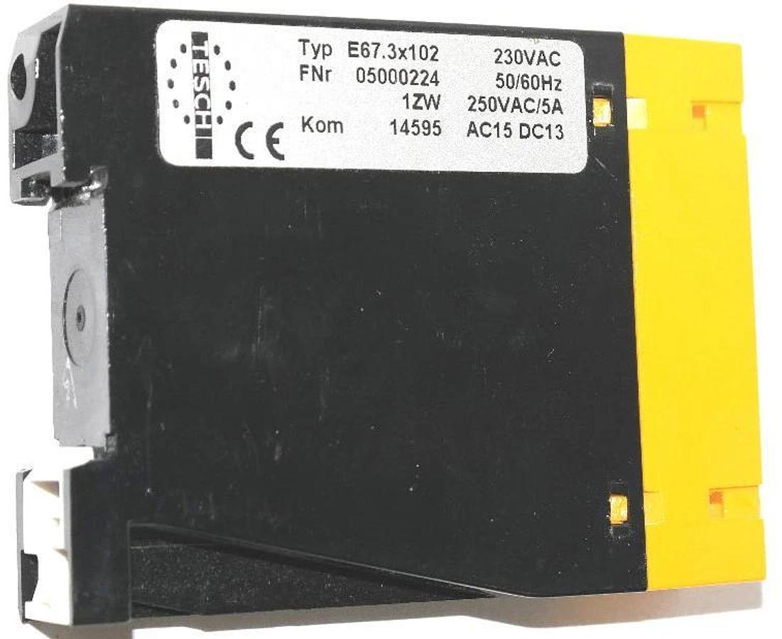 Used TESCH E67.3X102 SAFETY RELAY 230VAC 50/60HZ 5AMP E673X102