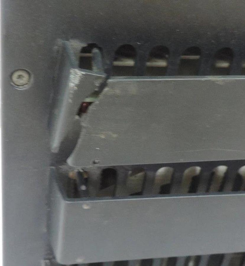 Used DANFOSS VLT 5004 DRIVE 2.2KW/3HP 9.5A, VLT5004PT2CN1STR0DLF20A00 5000 SERIES