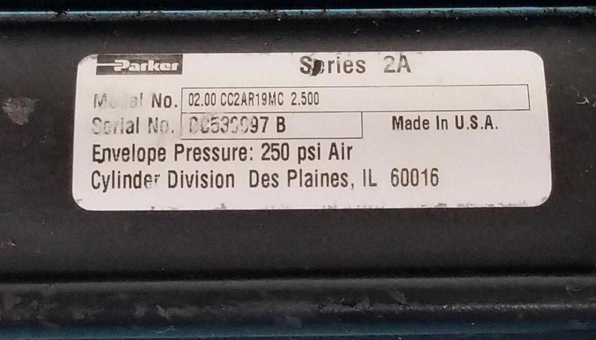 Used PARKER 02.00 CC2AR19MC 2.500 SERIES 2A PNEUMATIC CYLINDER, 2" BORE X 2.5" STROKE