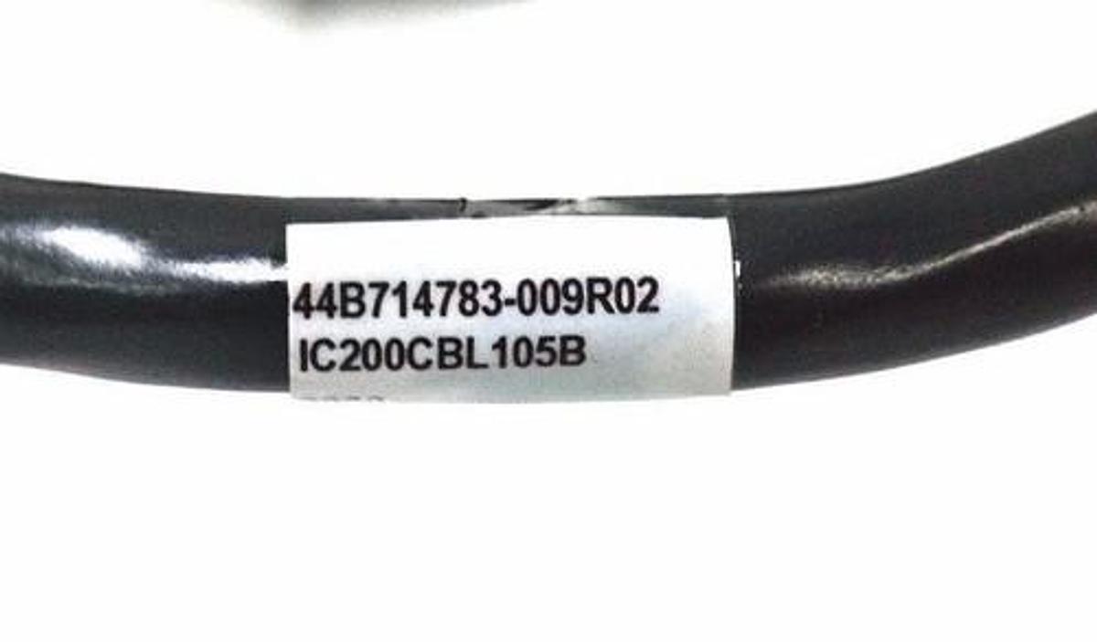 NEW GE FANUC IC200CBL105B CABLE I/O NON-SHIELDED 2 CONNECTORS .5M IC200CBL105