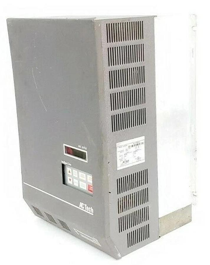 Used LENZE AC TECH MH5400B AC DRIVE, 30KW, 40HP, 3 PHASE, 480/590V IN, 0-460/575V OUT