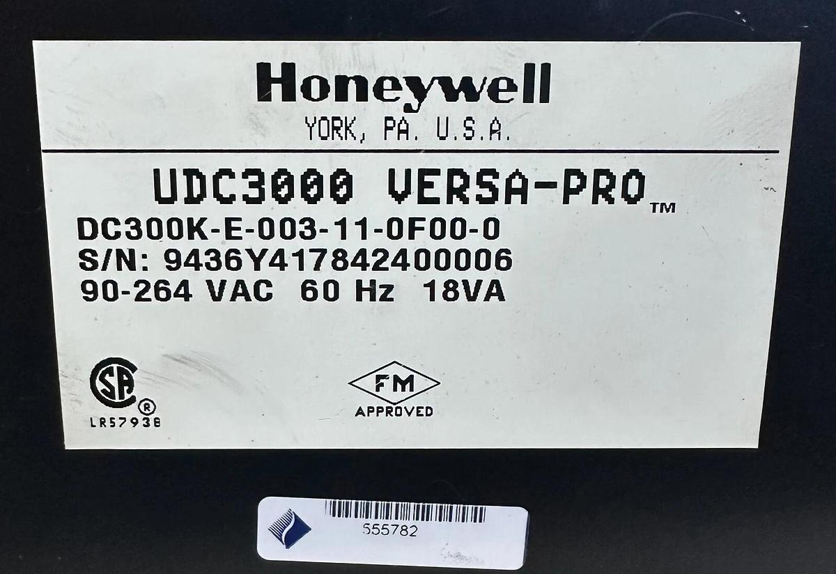 Refurbished REPAIRED HONEYWELL DC300K-E-003-11-0F00-0 / DC300KE003110F000 UDC3000 VERSA-PRO
