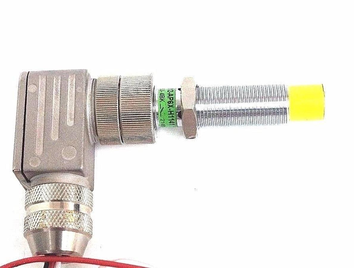 Used NEW TURCK NI8U-M12-AP6X-H1141 PROXIMITY SENSOR W/ WIRE & 90 DEG. HOUSING