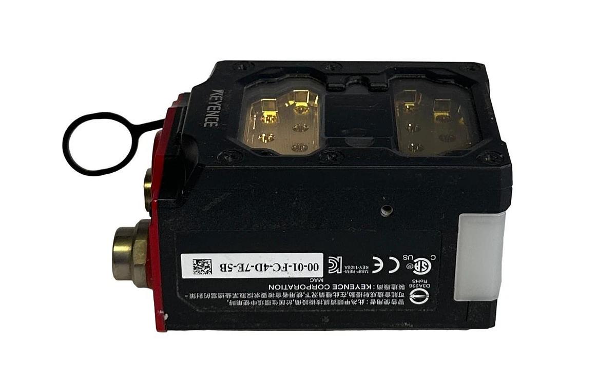 Used KEYENCE SR-2000W / SR2000W 1D-2D CODE READER ULTRA-WIDE 24Vdc CMOS RED LED