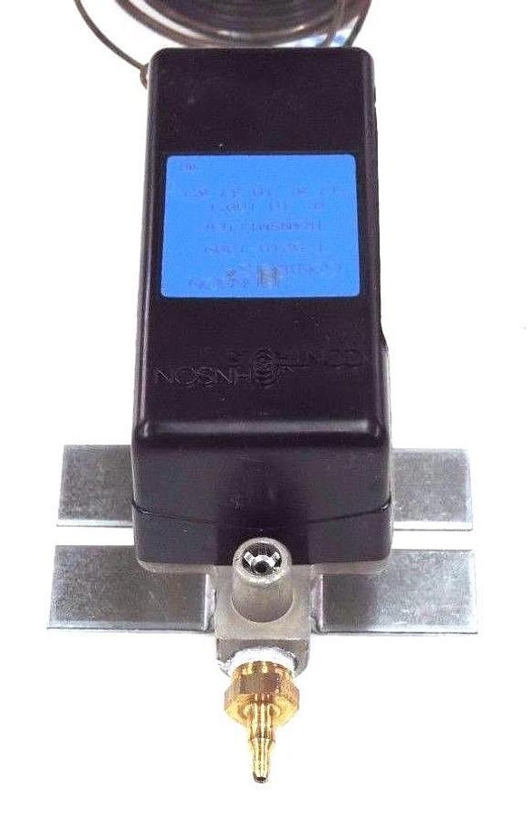Used REPAIRED JOHNSON CONTROLS T-5210-1009 TEMP. TRANSMITTER 0/100 DEG. F., T52101009