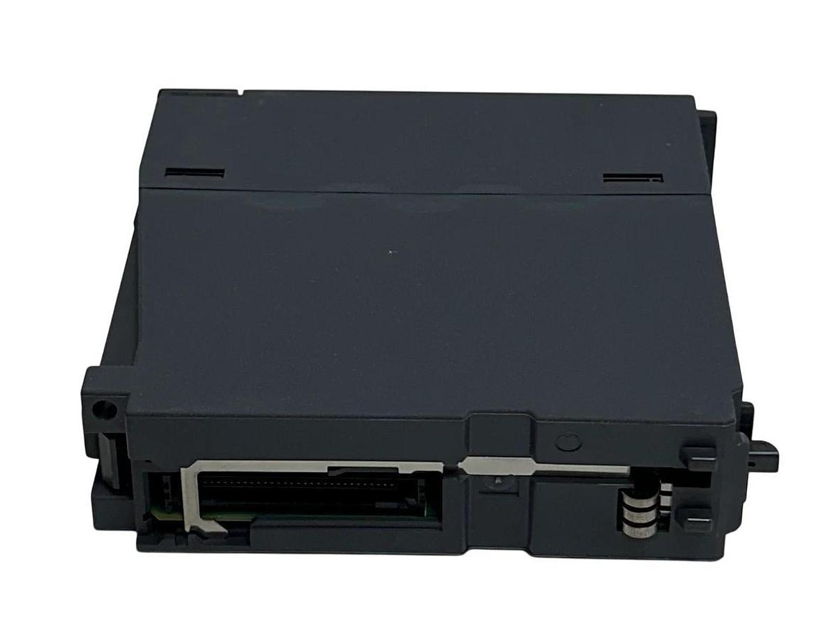 Used MITSUBISHI ELECTRIC QJ71C24N-R2 MELSEC-Q RS-232 MODULE 24VDC QJ71C24NR2 USNP