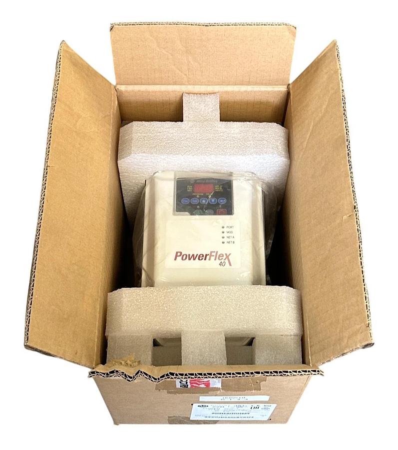 ALLEN BRADLEY 22B-D2P3C104 /A PowerFlex 40 AC DRIVE 0.75kW/1HP 342-528VAC NSMP