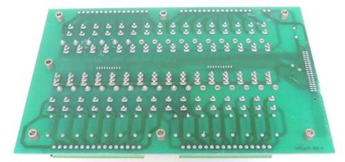 Used GRAYHILL 70AD3444 REV. A BOARD 9519-040/A W/ 70G-IAC24 & 70G-OAC24 MODULES