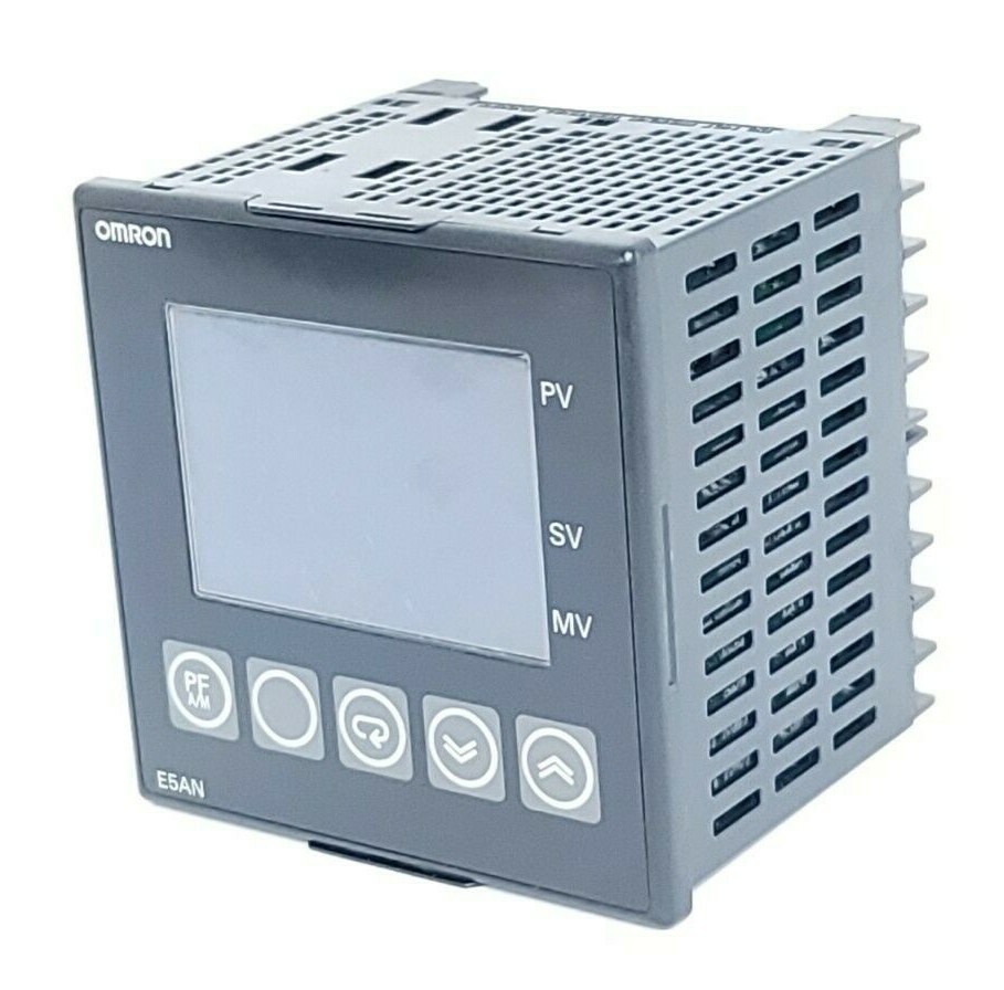Used OMRON ESAN-R3YMT-500-N TEMPERATURE CONTROLLER ESANR3YMT500N