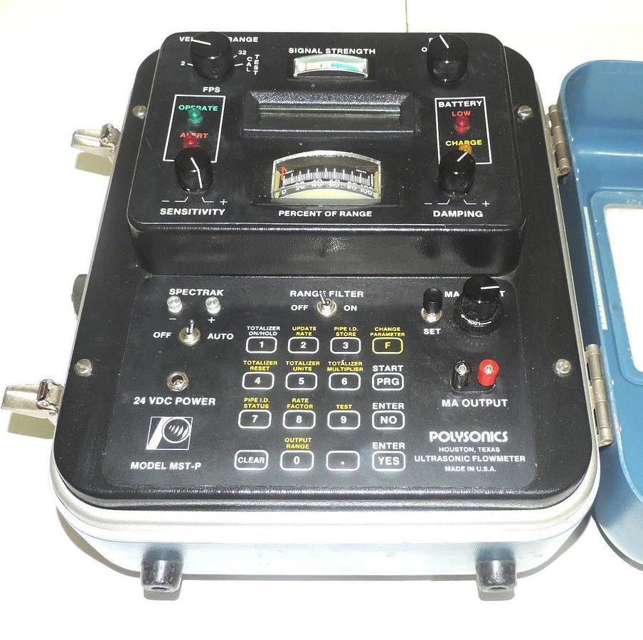 Used POLYSONICS MASTER SERIES MST-P ULTRASONIC DIGITAL FLOWMETER 24VDC MSTP