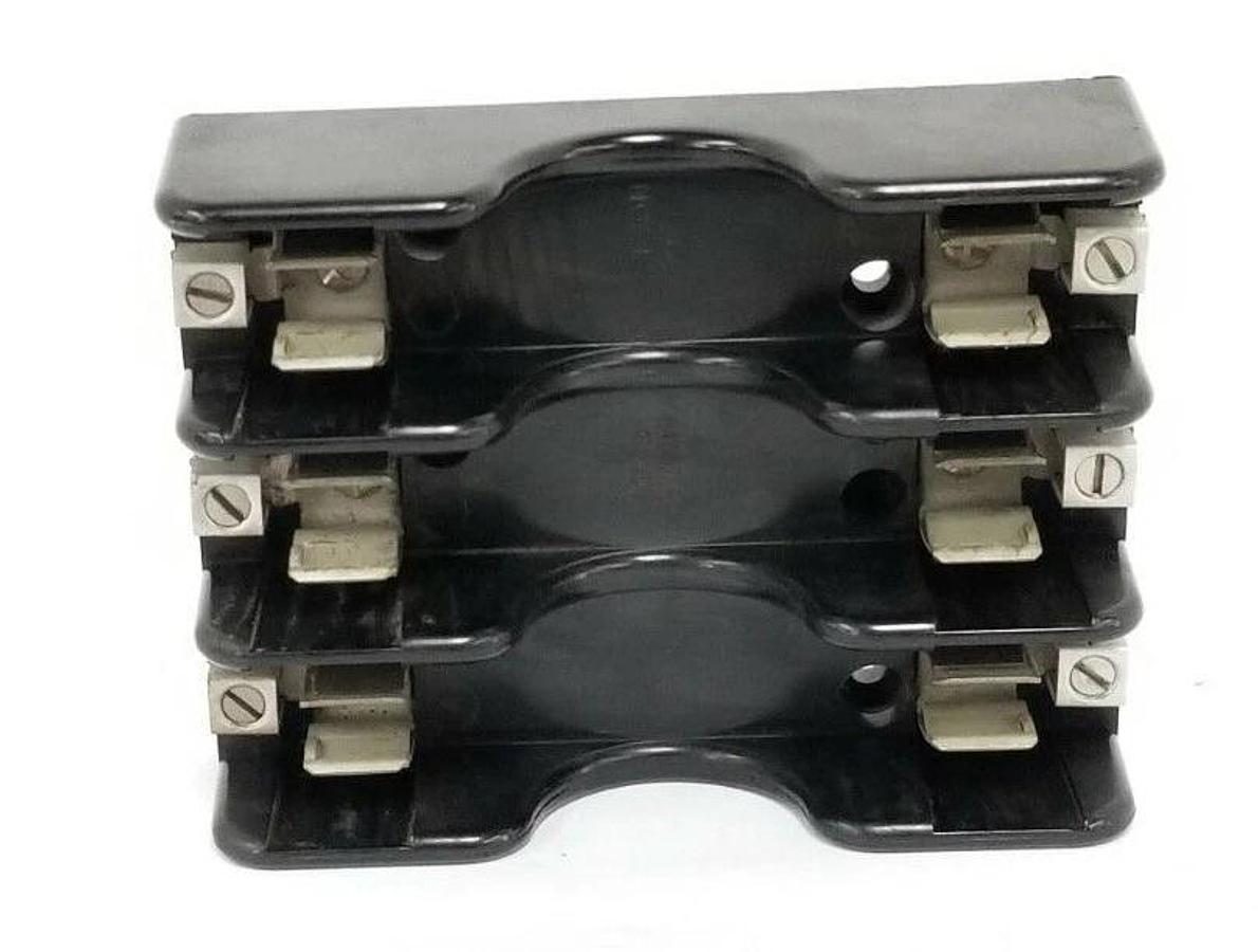 Used MARATHON 4100832 FUSE HOLDER CU-AL, 30A, 600V, 3P