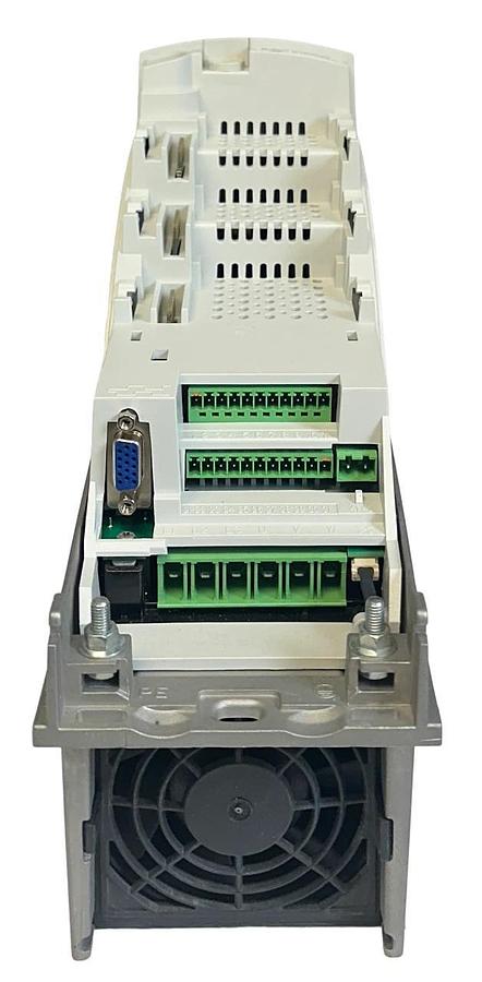 Refurbished CONTROL TECHNIQUES SP1405 Unidrive AC DRIVE 380-480V 5HP 50-60Hz 3PH 10A REP