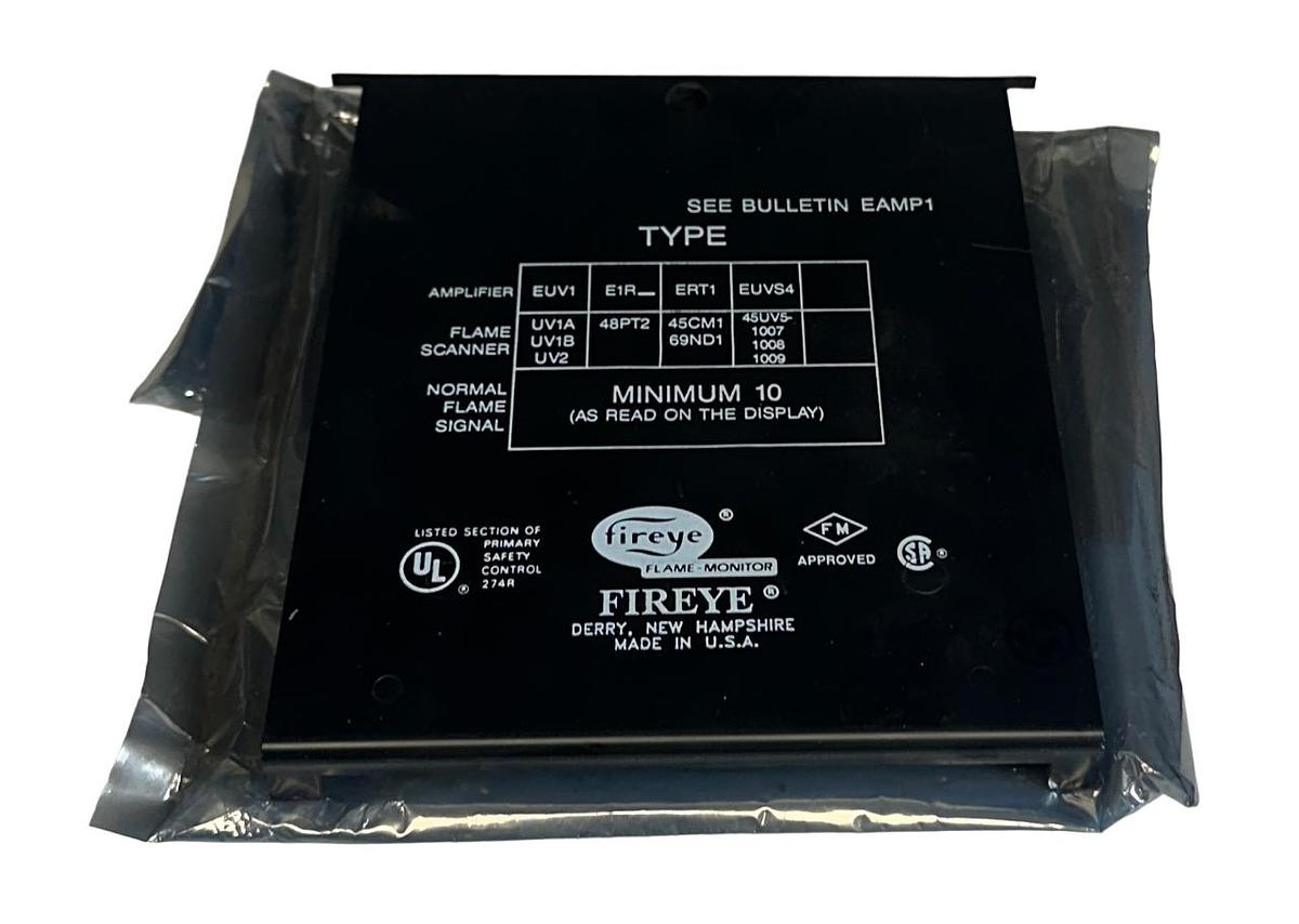 Used NEW UTC FIREYE E1R1 INFRARED AUTO-CHECK FLAME AMPLIFIER MODULE 12-15VDC OEM NSMP