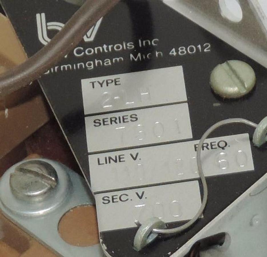 NIB B/W CONTROL INC. 2-LH LIQUID LEVEL CONTROL 2LH, LINE VOLTAGE: 110/120-60
