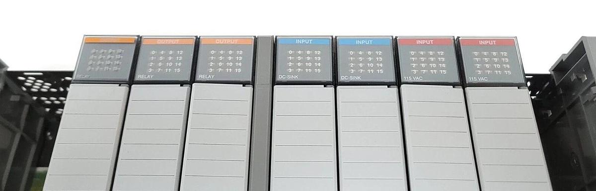 Used ALLEN BRADLEY SLC 500 RACK 1746-P2 SER. C 1746-IA16 SER. C 1746-OW16 SER. C
