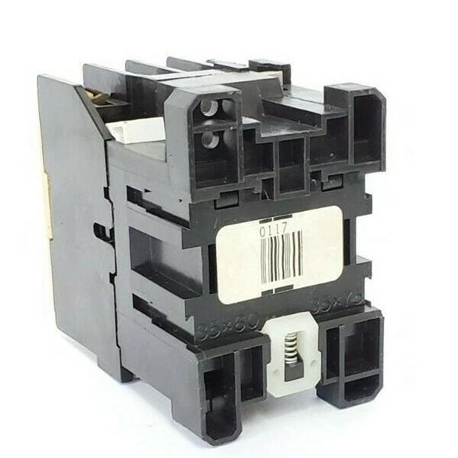 Used ALLEN BRADLEY 100-A18NH3 CONTACTOR 100A18NH3 SER. C 120V60HZ HB473