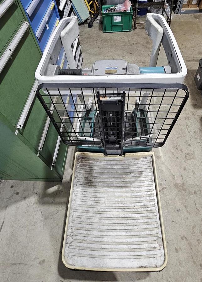 Crown WAV50-84 Wave Work Assist Vehicle Order Picker Electric Lift Truck 84"