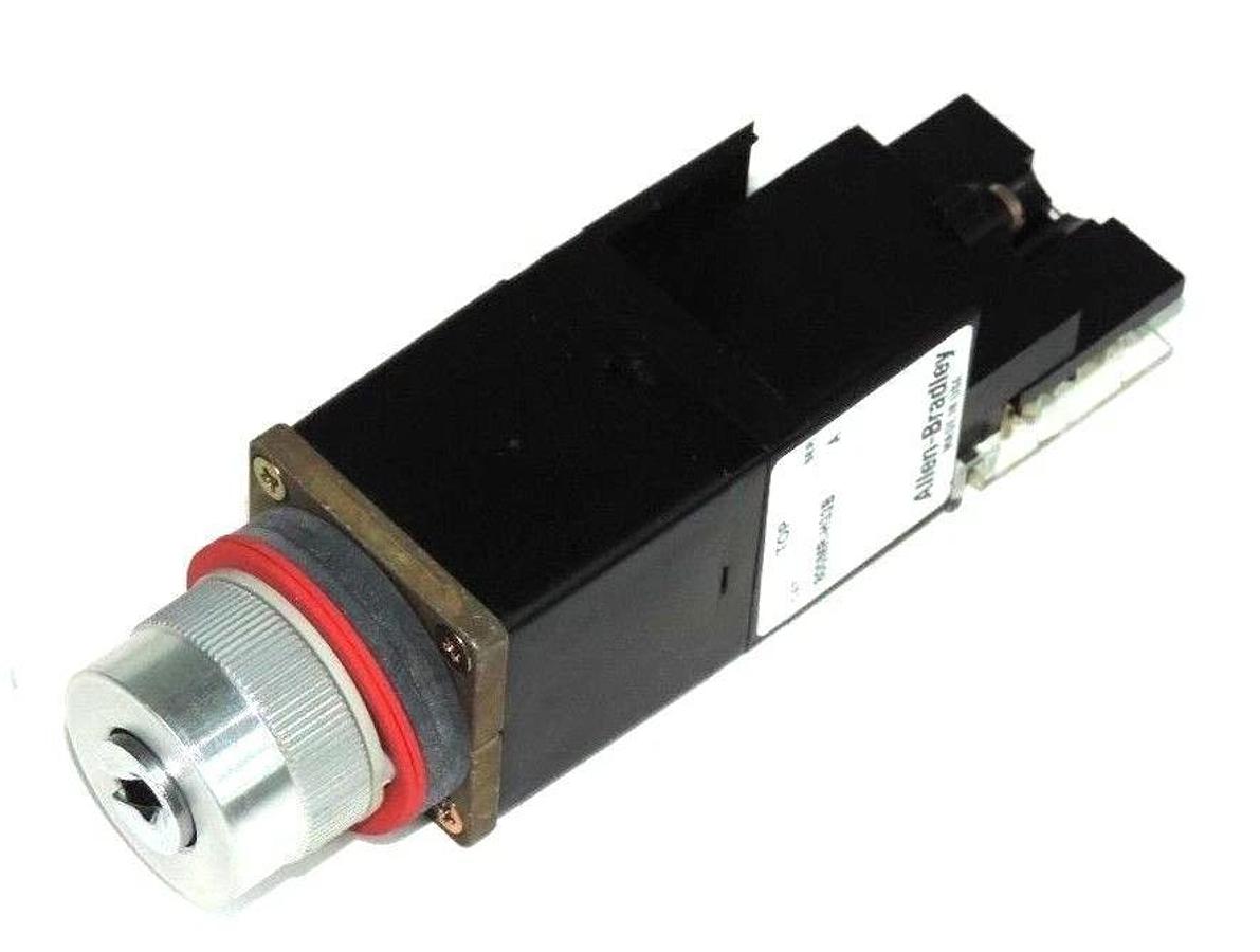 Used NIB ALLEN BRADLEY 800MR-H33BLAK 2-POSITION SELECTOR SWITCH UNIT 800M-XAK