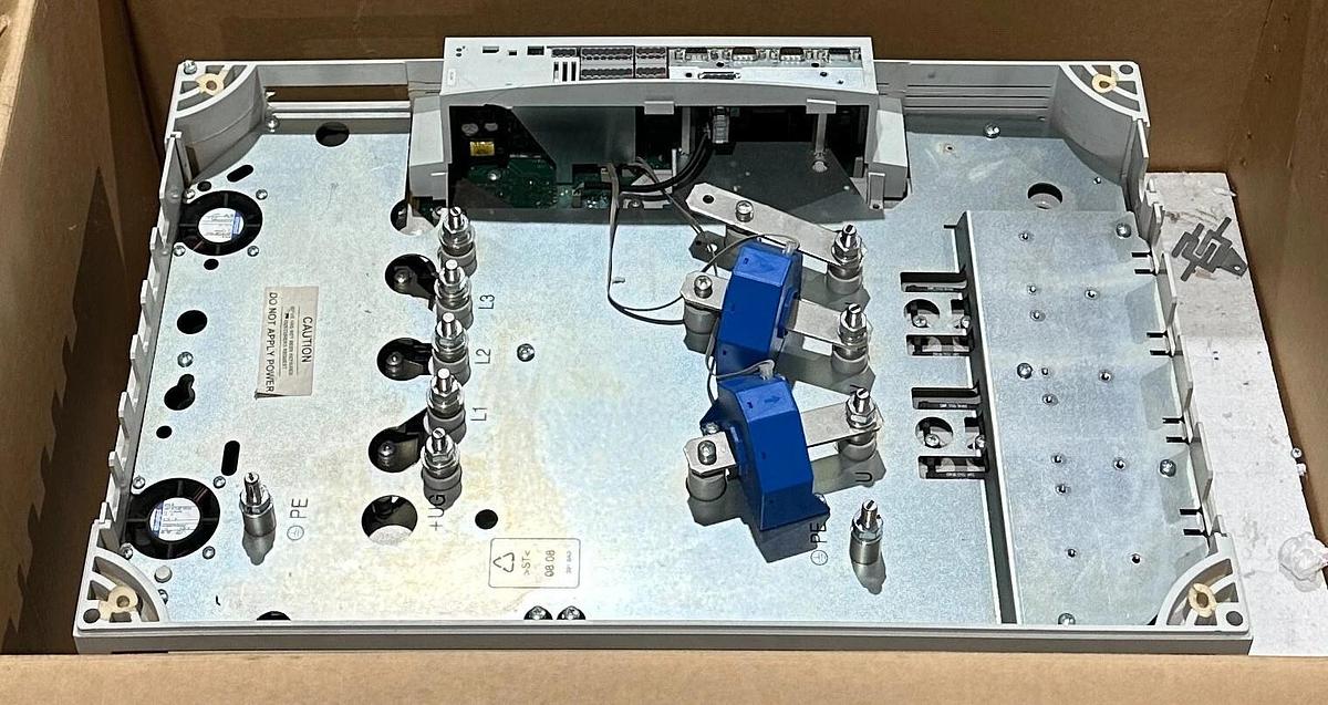 Used LENZE EVS9331-ESV004 / 13278258 SERVO DRIVE 55kW 33.9331SE.8B.81.V004 3PH USNP