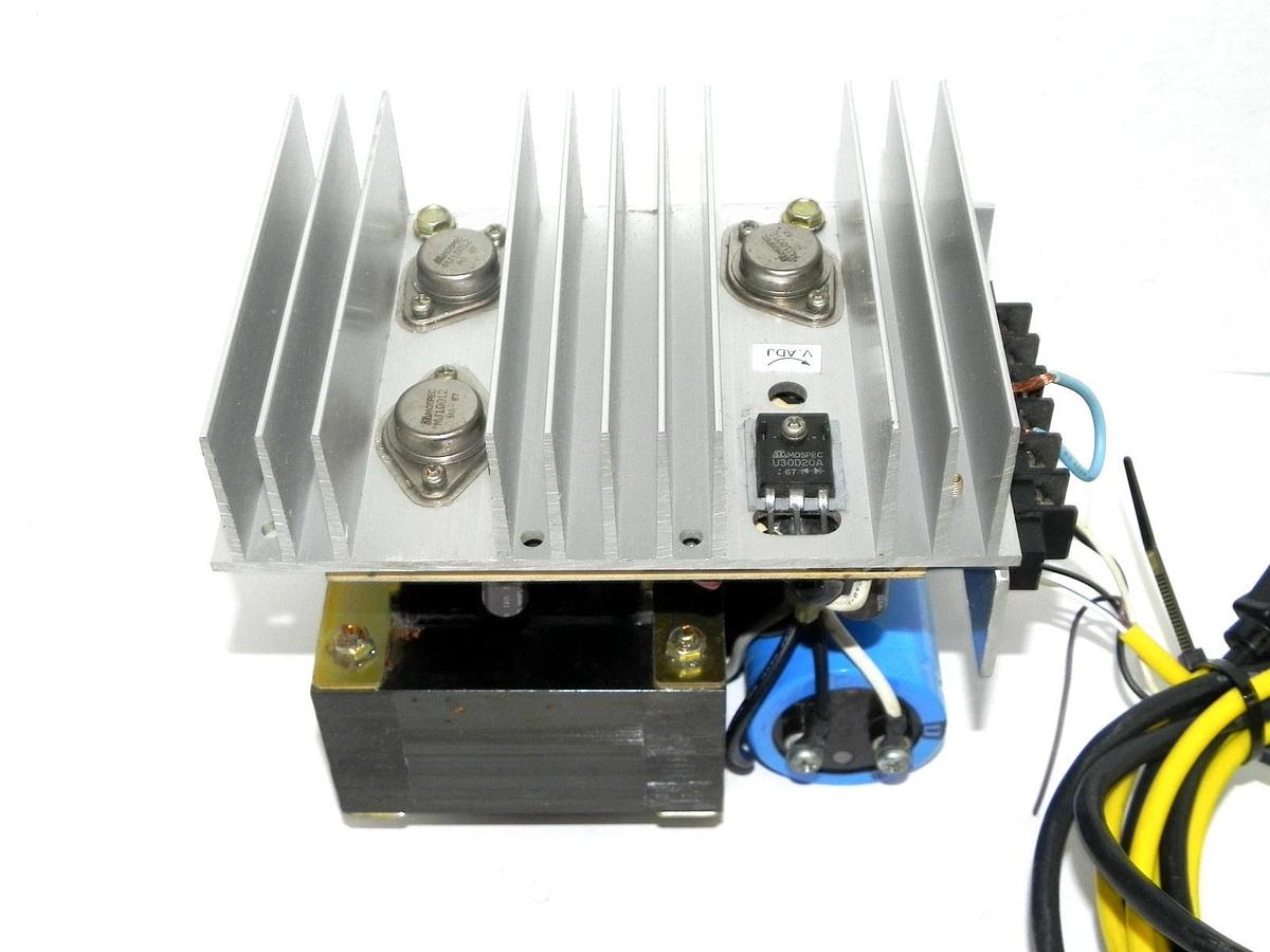 Used SOLA 83-24-260-03 POWER SUPPLY 832426003 INPUT 47-63HZ