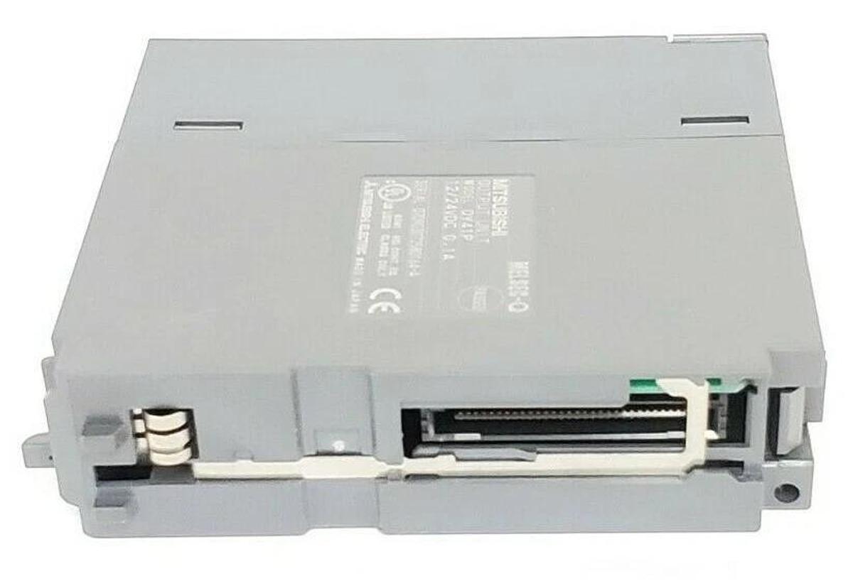 Used MITSUBISHI MELSEC-Q QY41P OUTPUT MODULE 12/24VDC 0.1A